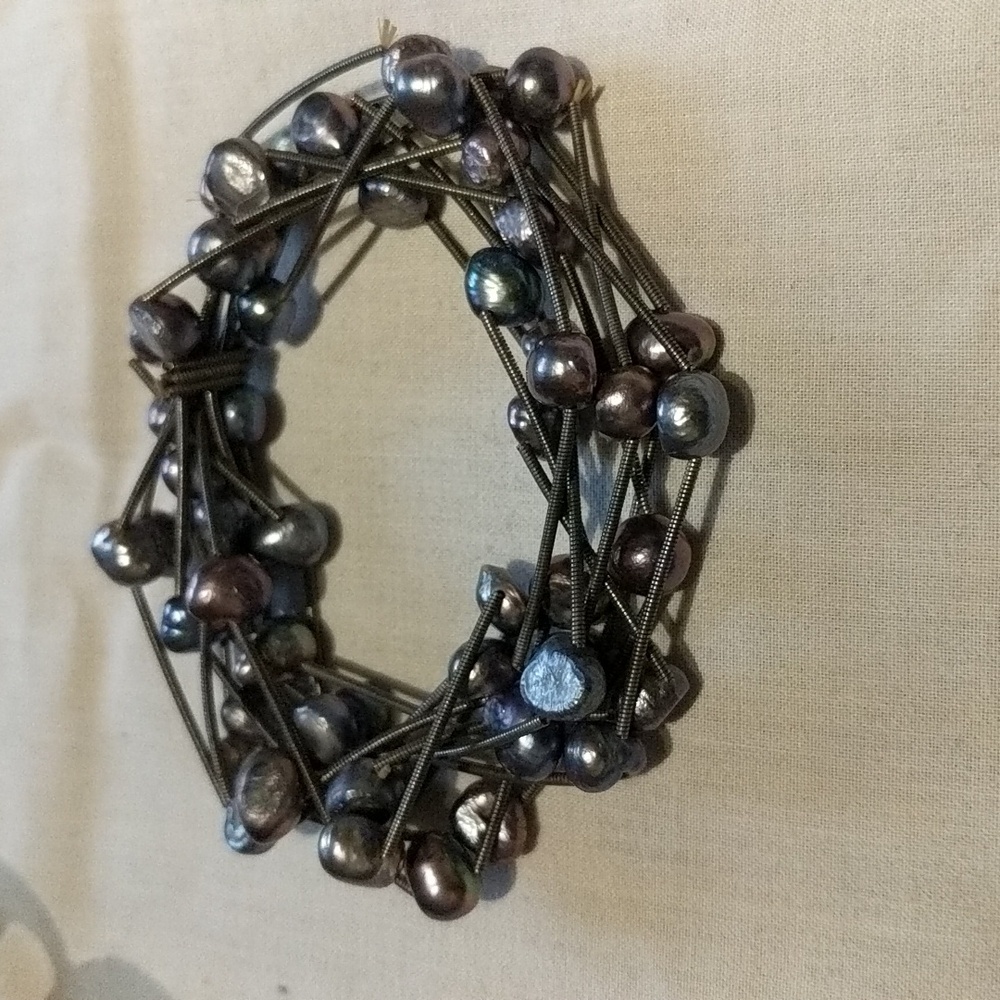Bracelet Grey Multi Strands Beads